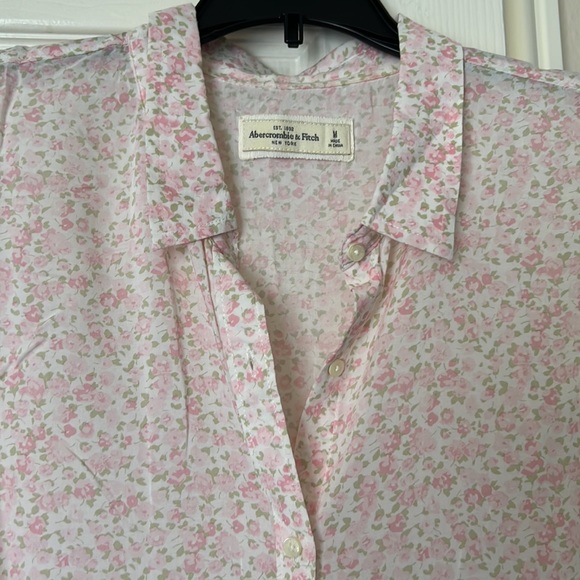 ABERCROMBIE PINK FLOWERS SLEEVELESS TOP - Picture 2 of 3